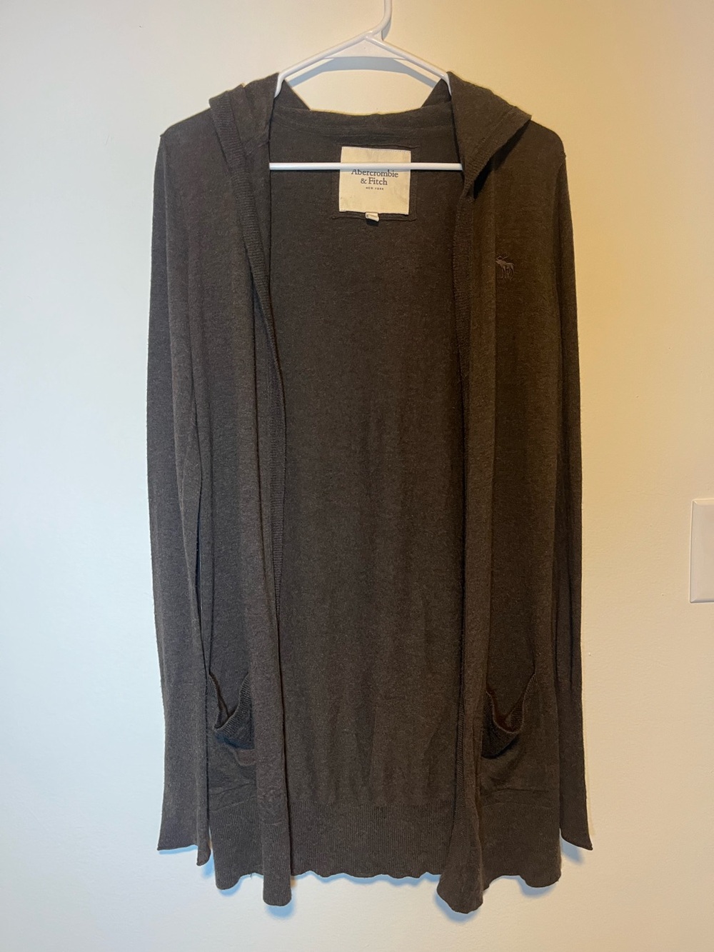 Abercrombie & Fitch women’s Hooded Brown Cardigan Sweater